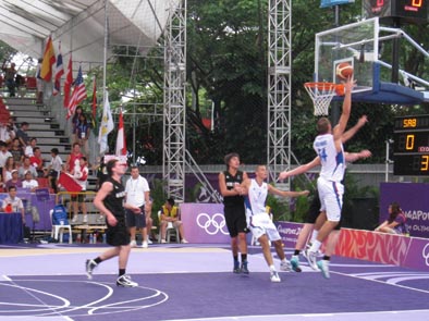 Nemanja Bezbradica u skoku